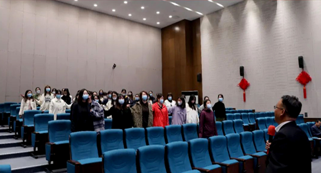 亚娱体育·(中国)官方网站工会组织开展女职工心理疏导及法律大讲堂培训活动